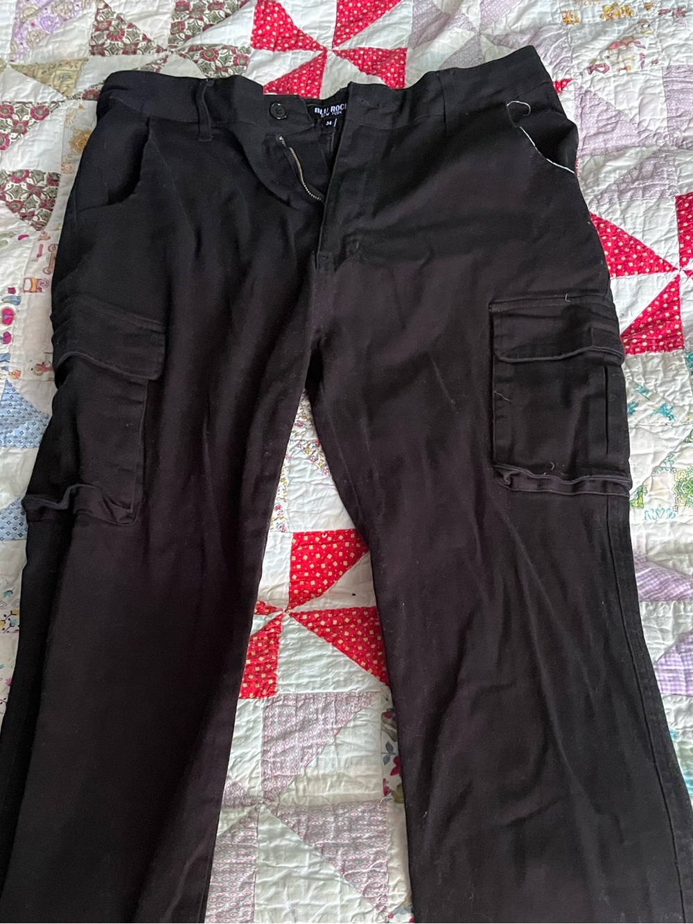 Men's Black Cargo Pants with Utility Pockets